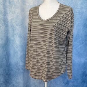 🏵️2for$40🏵️Athleta Cloudlight Stratus Striped Longsleeve Top Black & White Baggy